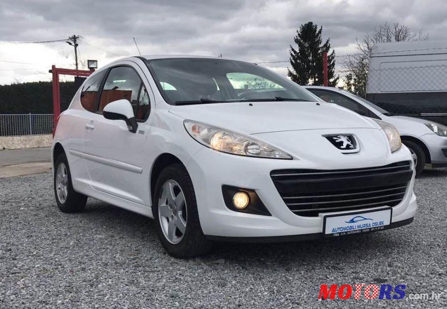 2010' Peugeot 207 1,4 Vti photo #1