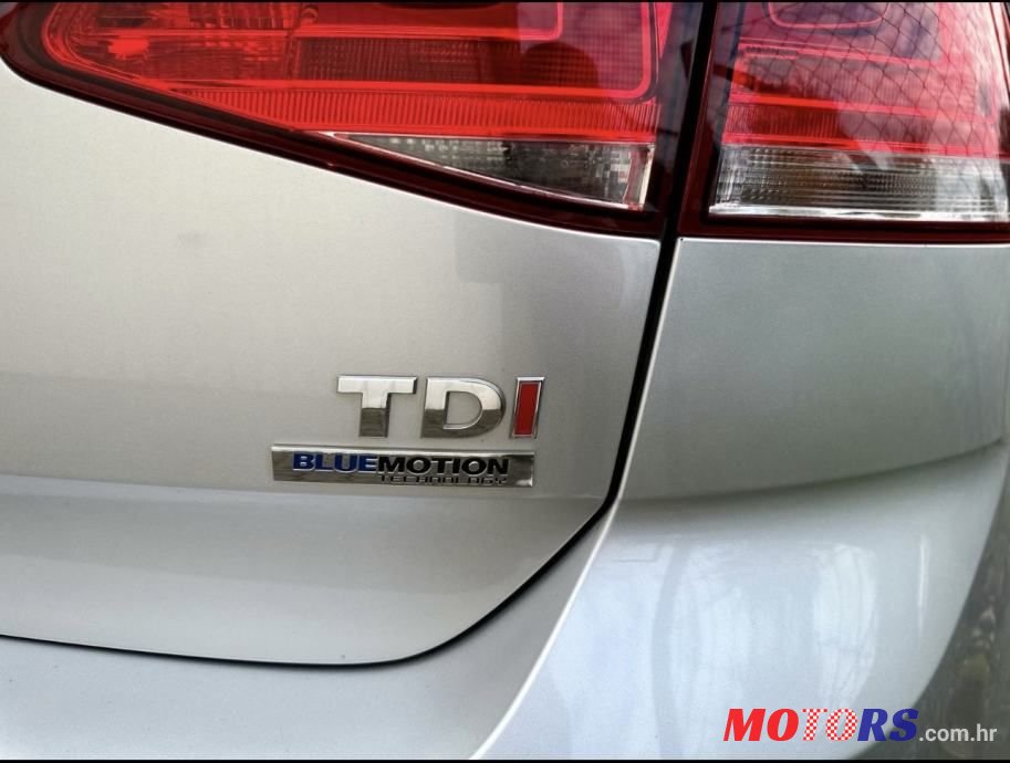 2013' Volkswagen Golf 7 1,6 Tdi Bmt photo #5