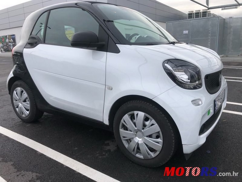 2017' Smart Fortwo 1.0 photo #4