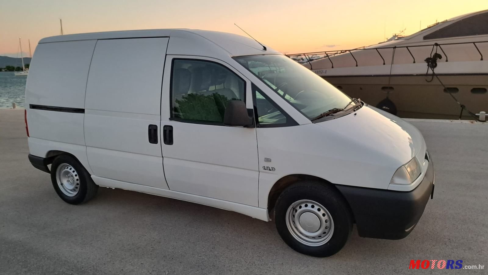 2002' Citroen Jumpy Kombi 1,9 D photo #2