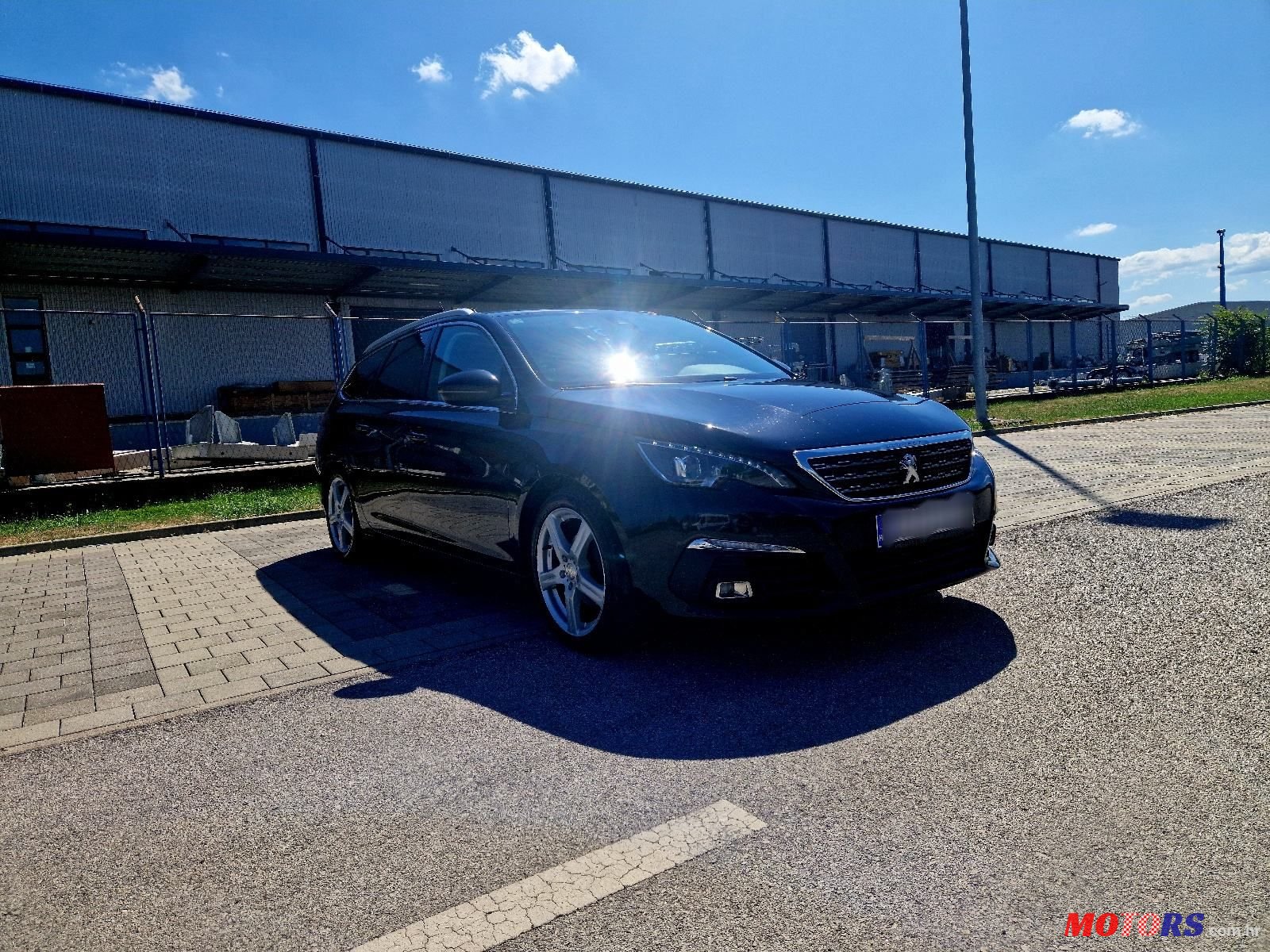 2020' Peugeot 308 Sw photo #1
