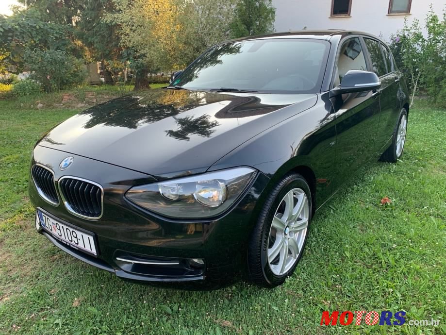 2011' BMW Serija 1 116D Sport photo #1