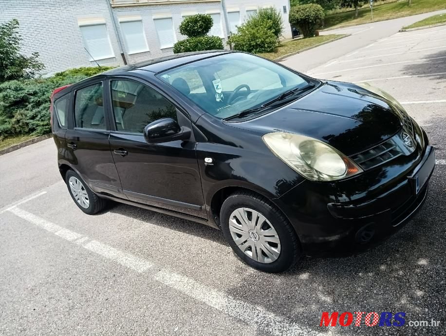 2009' Nissan Note 1,5 Dci photo #3