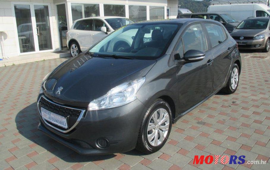2013' Peugeot 208 1,4 Hdi photo #1