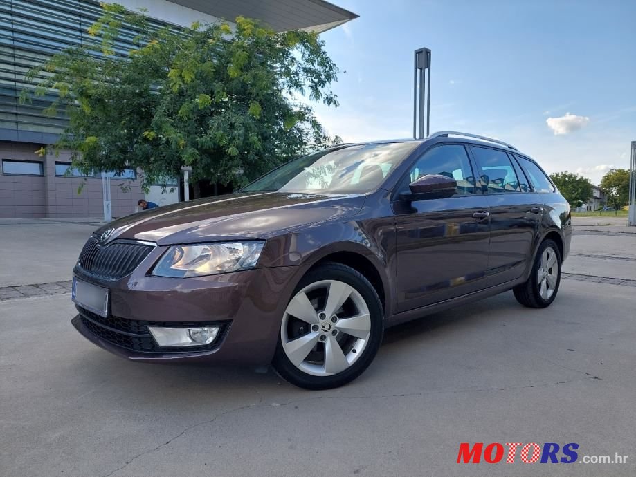 2016' Skoda Octavia Combi photo #1