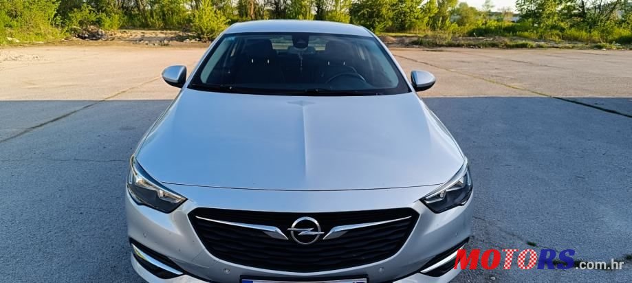 2018' Opel Insignia 2,0 Cdti photo #1