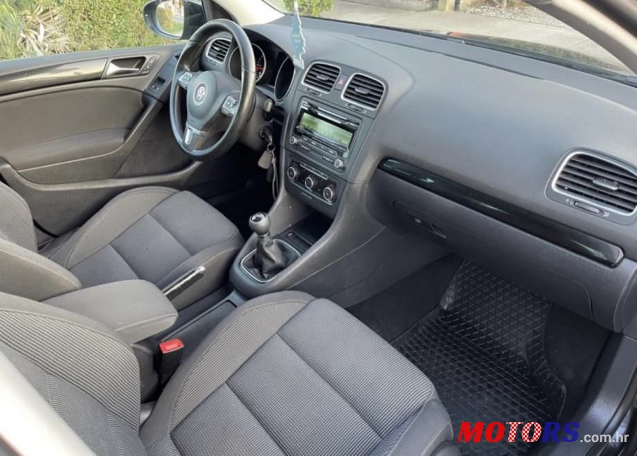 2012' Volkswagen Golf 6 1,6 Tdi photo #2