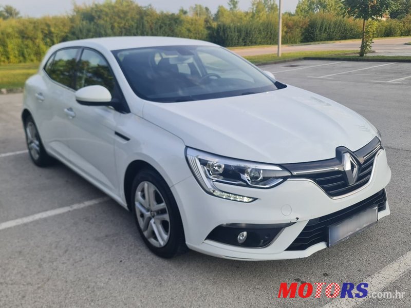 2019' Renault Megane Blue Dci 115 photo #2