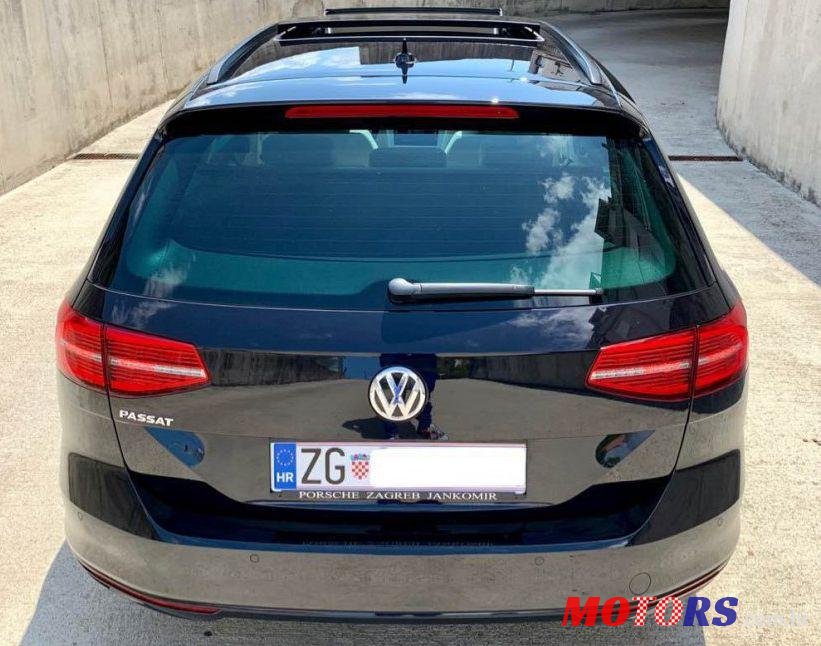 2018' Volkswagen Passat Variant photo #3