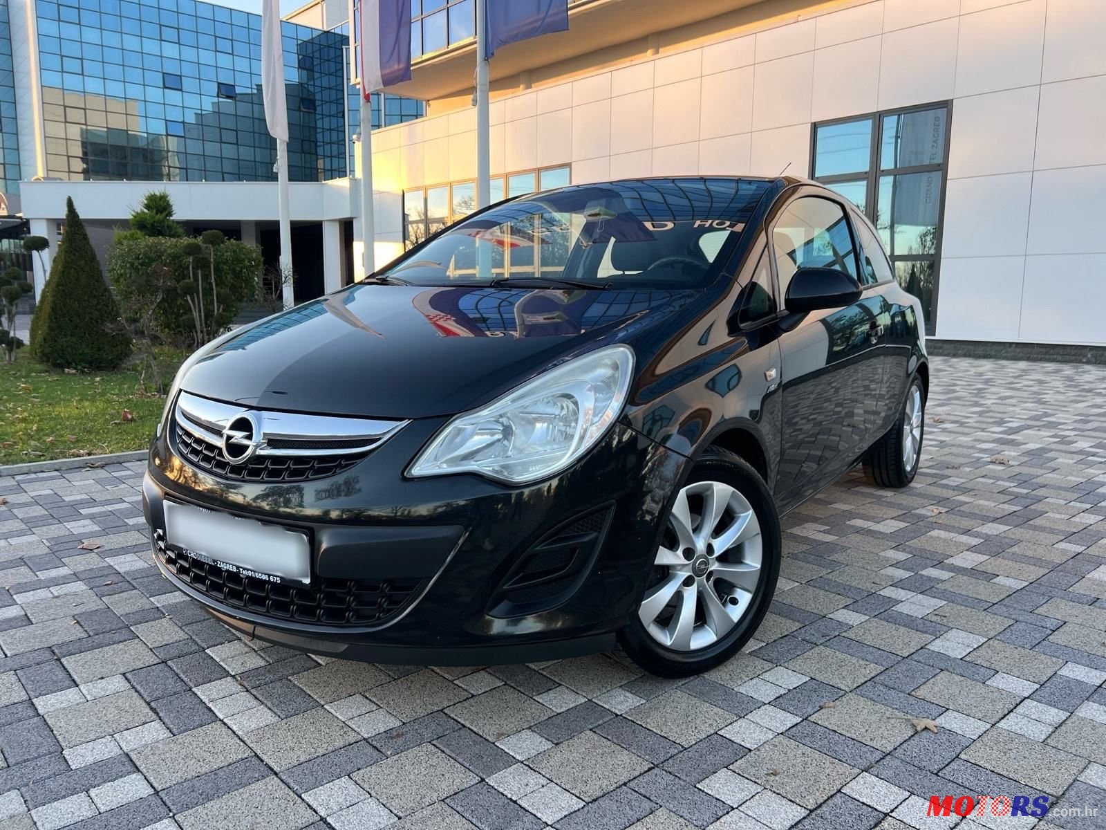 2013' Opel Corsa 1,4 16V photo #1