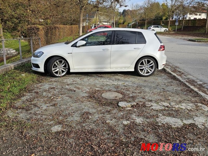 2013' Volkswagen Golf VII Golf R photo #4