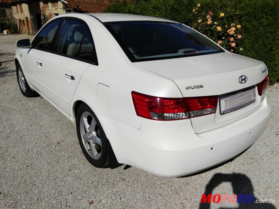 2006' Hyundai Sonata photo #2