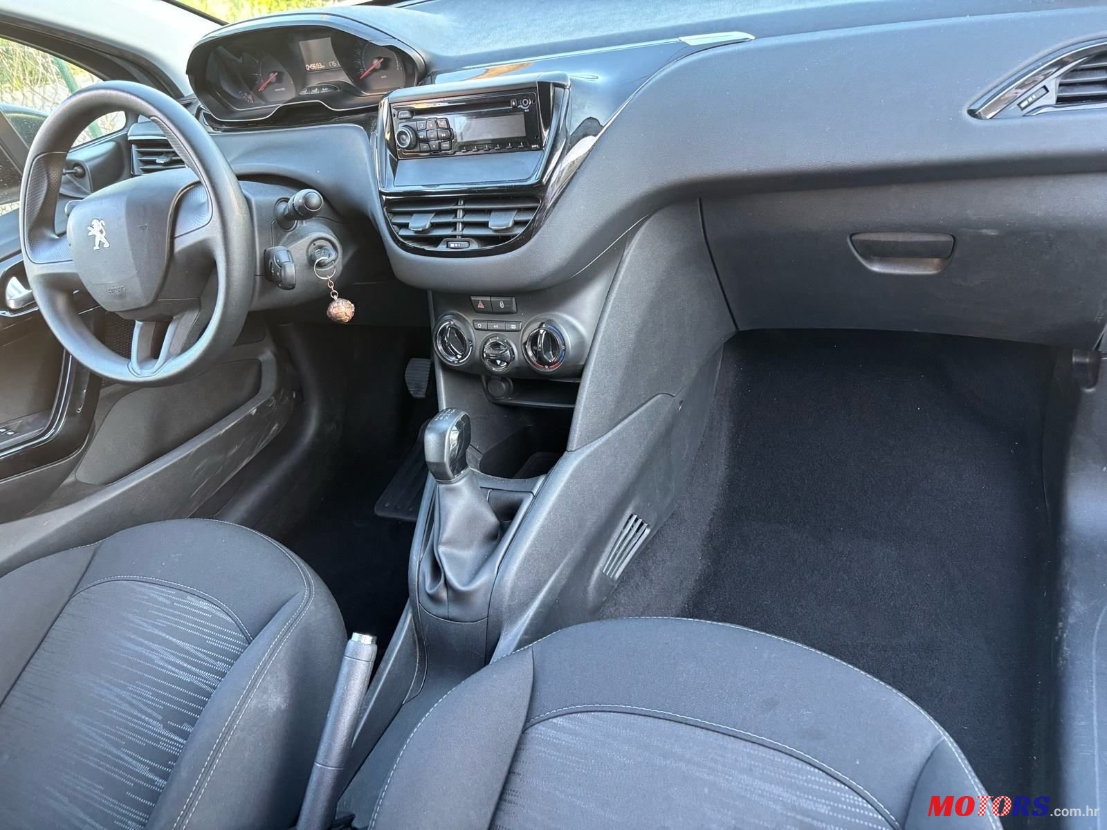 2014' Peugeot 208 1,0 Vti photo #4