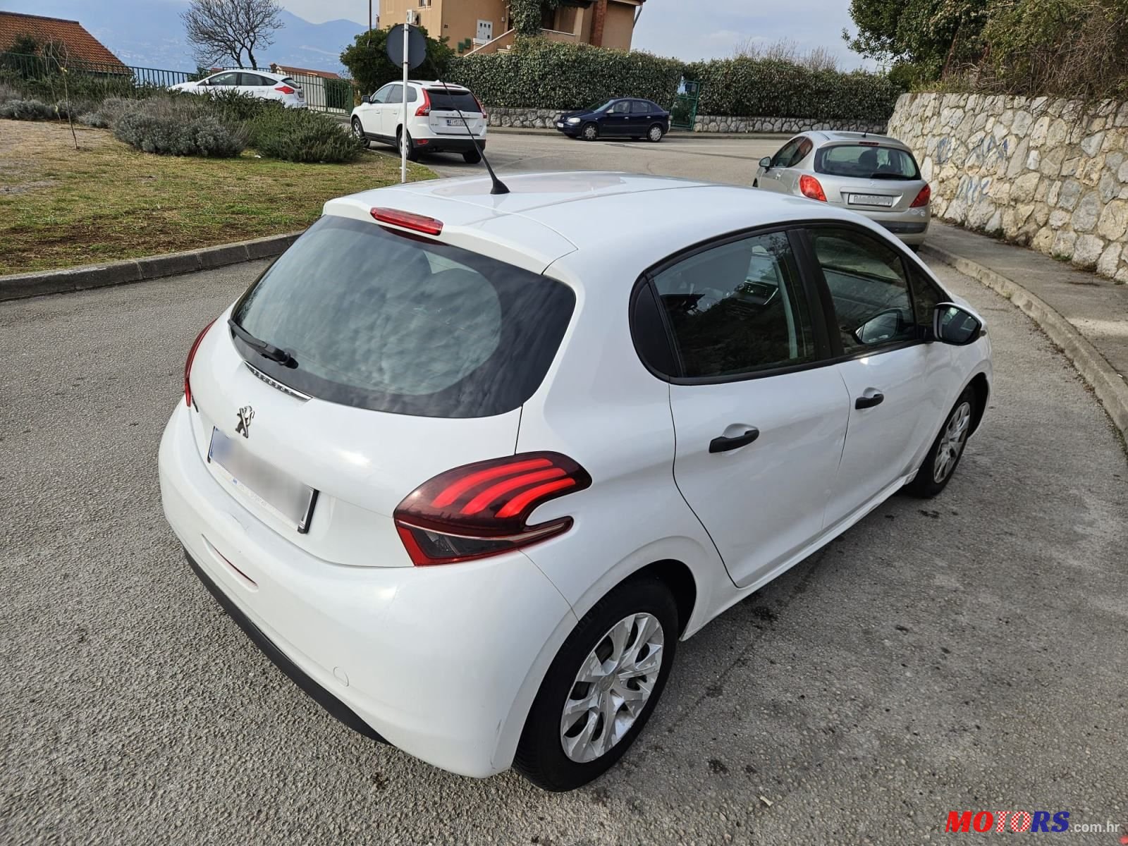 2018' Peugeot 208 1,6 Bluehdi photo #4