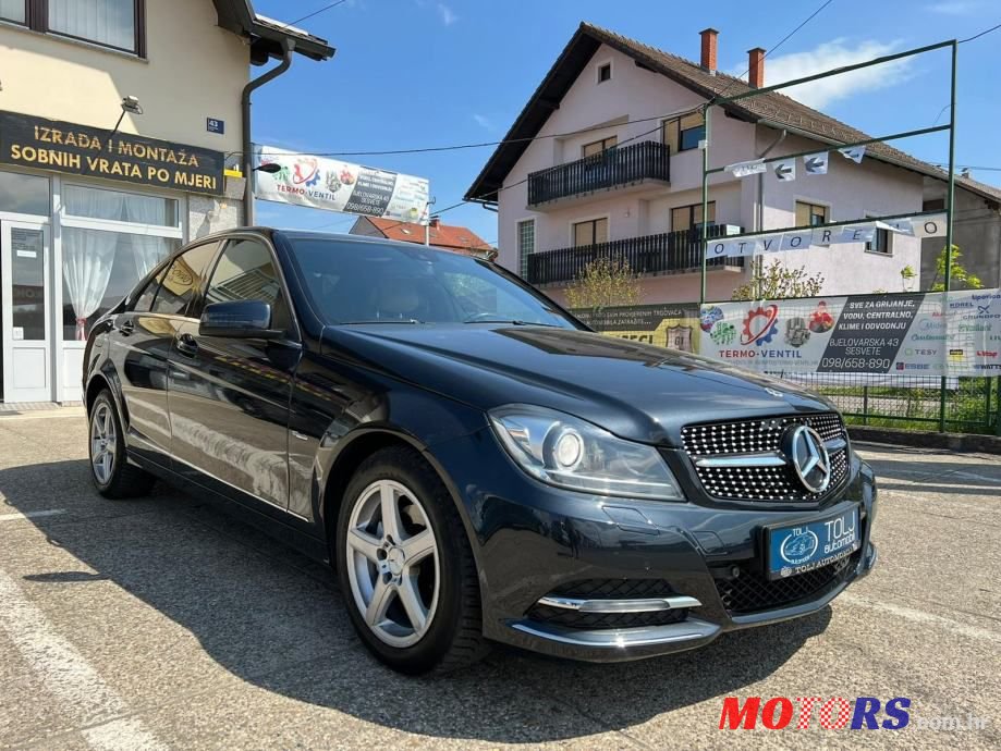 2011' Mercedes-Benz C-Klasa 200 Cdi photo #2