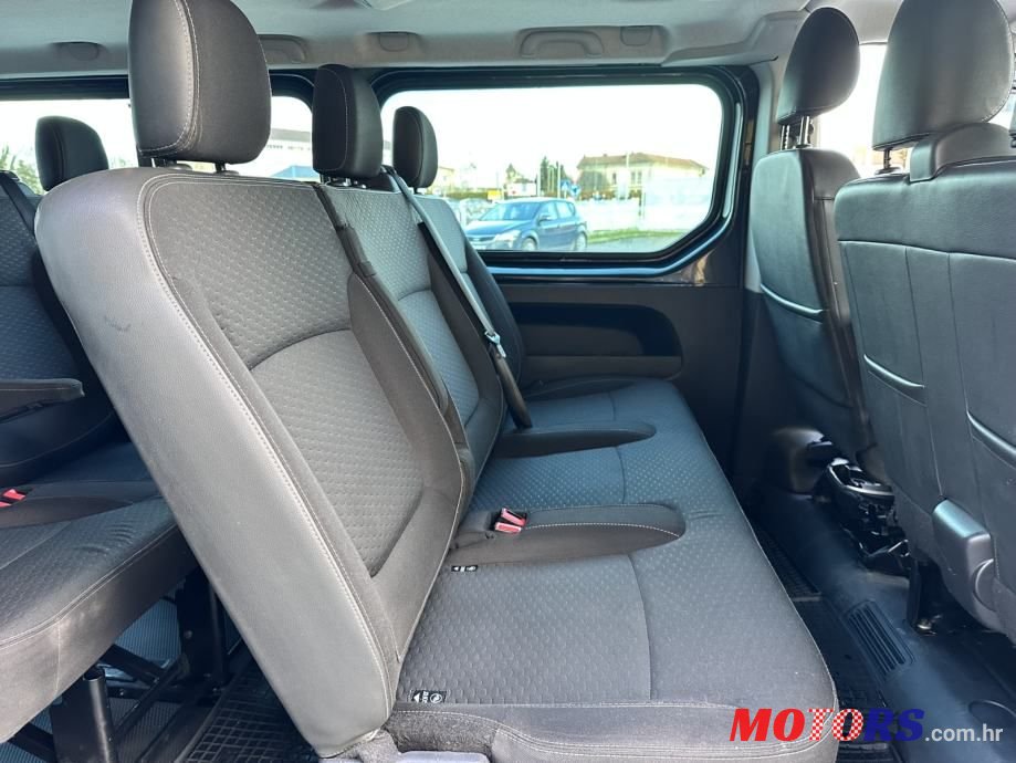 2019' Opel Vivaro photo #6