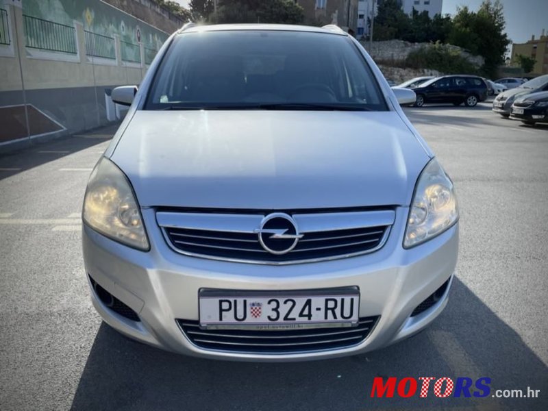 2008' Opel Zafira 1,9 Cdti photo #2