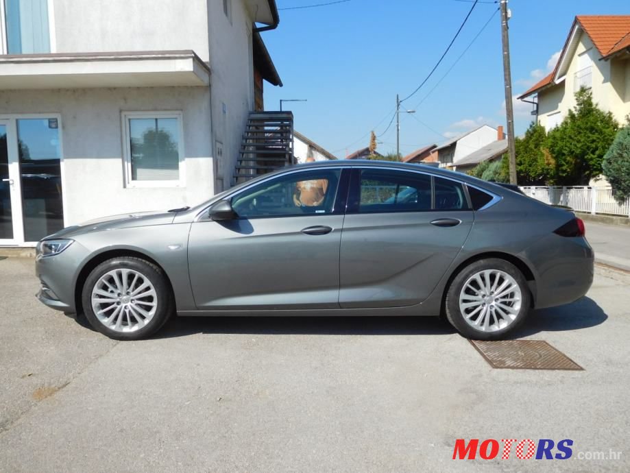 2018' Opel Insignia 1.6 Cdti photo #4