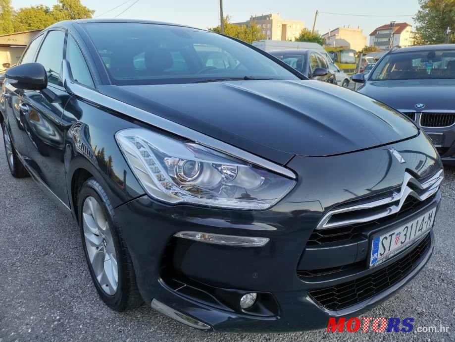2012' Citroen DS5 1,6 E-Hdi photo #2