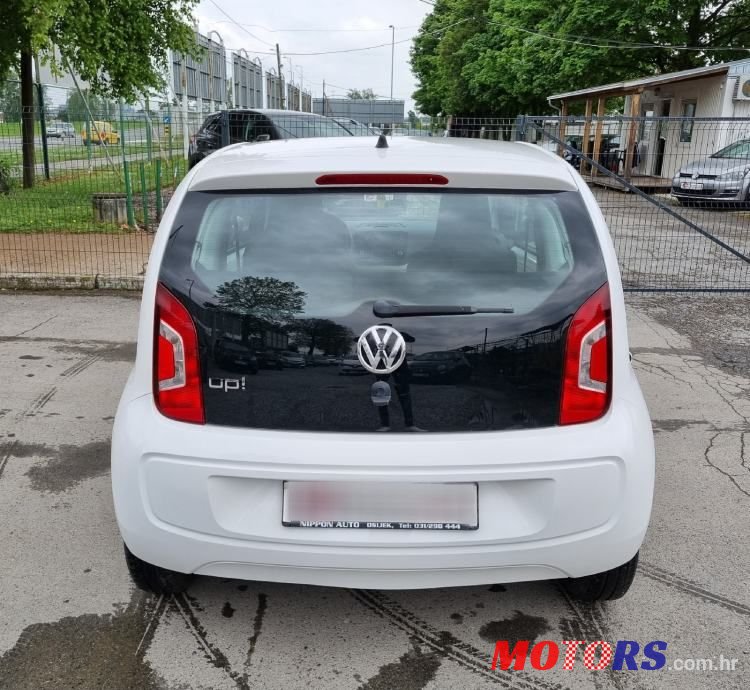 2013' Volkswagen Up! 1,0 Up! photo #5