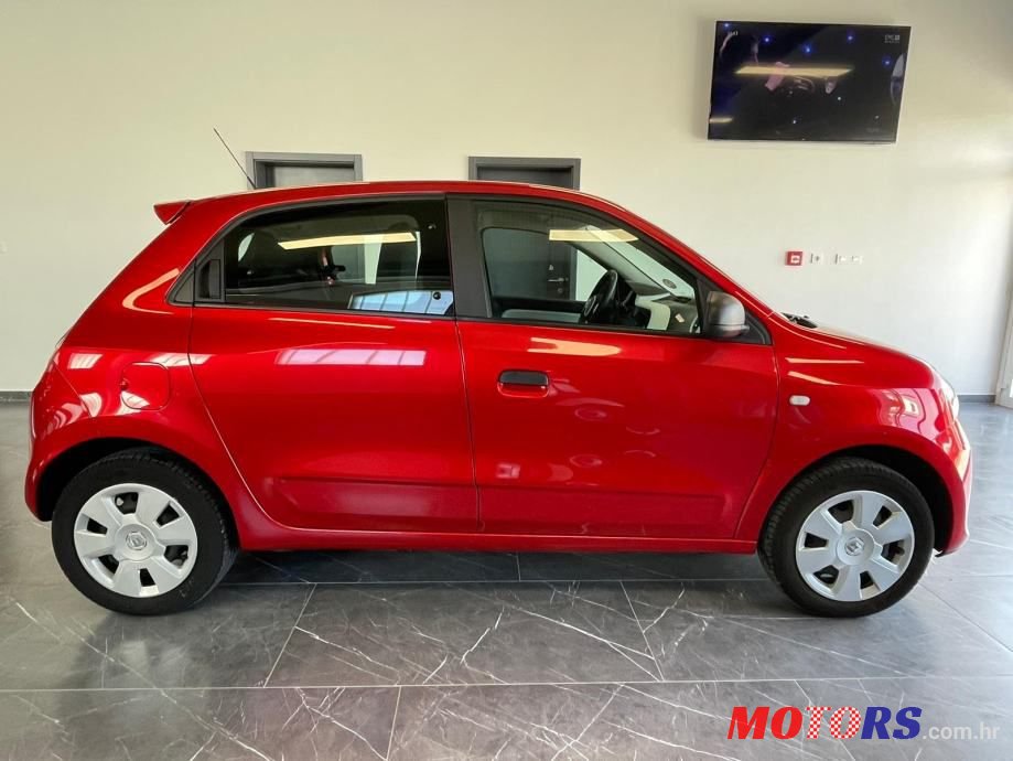 2014' Renault Twingo 1.0 photo #5