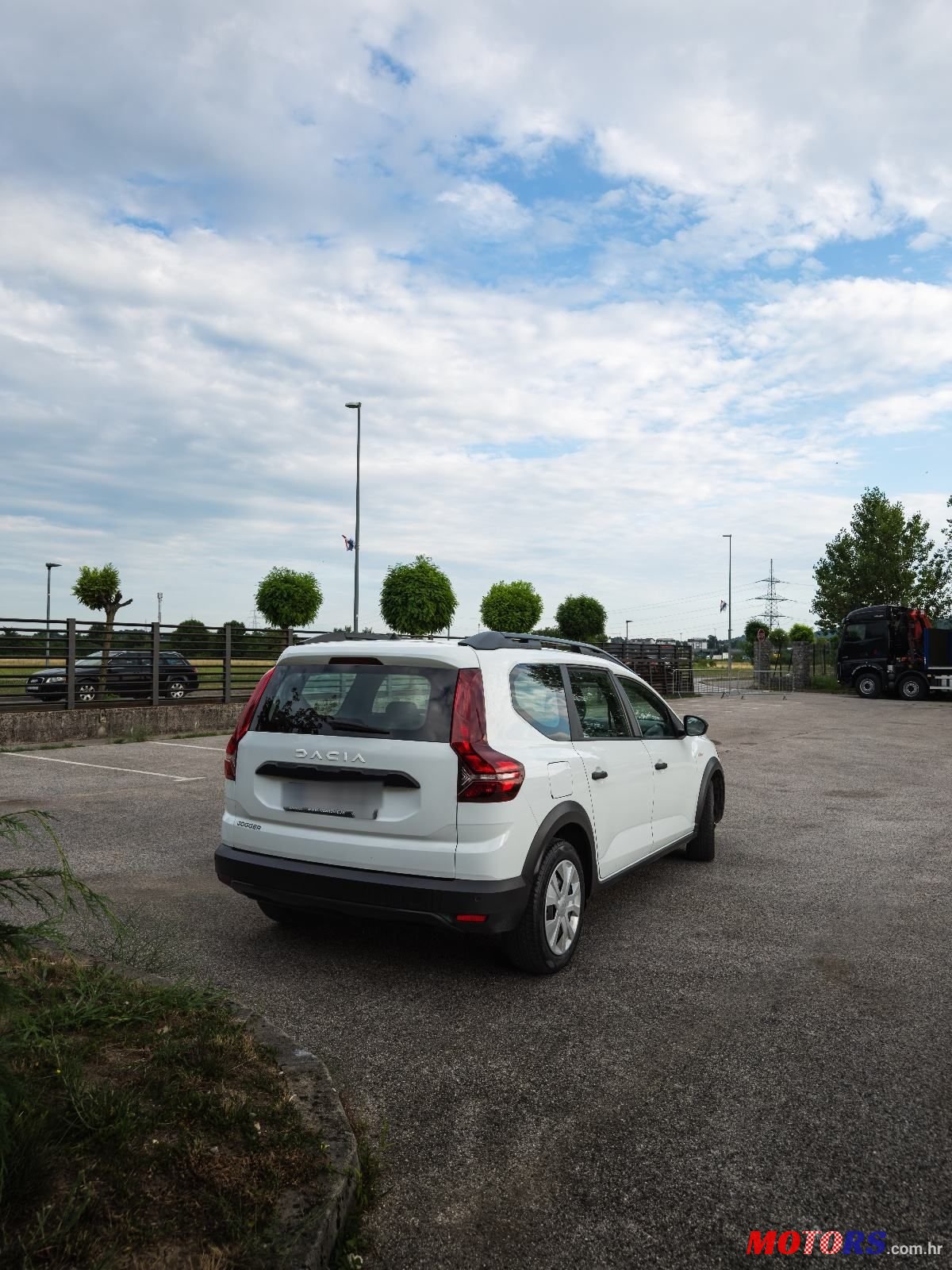2023' Dacia Jogger 1,0 Eco-G photo #4