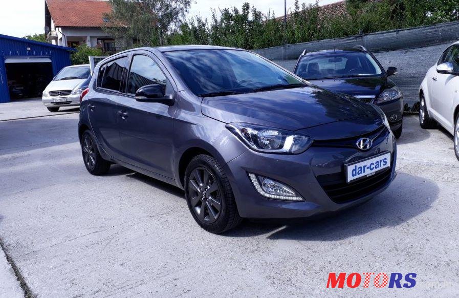 2014' Hyundai i20 1,1 Crdi photo #1
