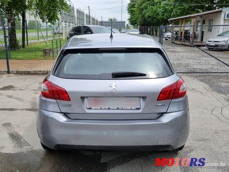 2016' Peugeot 308 photo #5