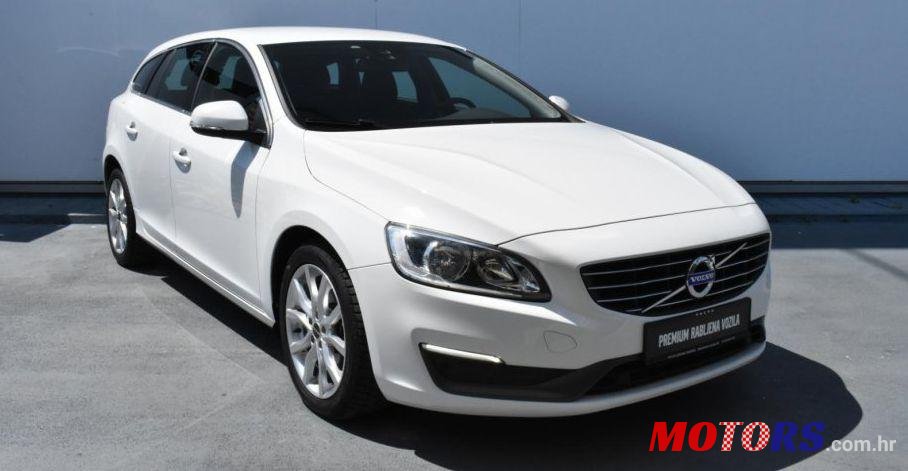 2013' Volvo V60 2.0 D4 Momentum, Alu, Bt, photo #1