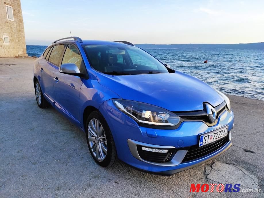 2014' Renault Megane Grandtour photo #4