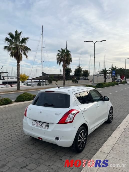 2012' Suzuki Swift photo #3