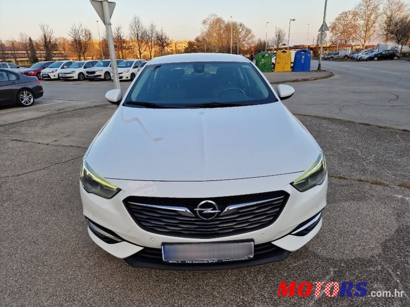 2019' Opel Insignia 1,6 Cdti photo #1