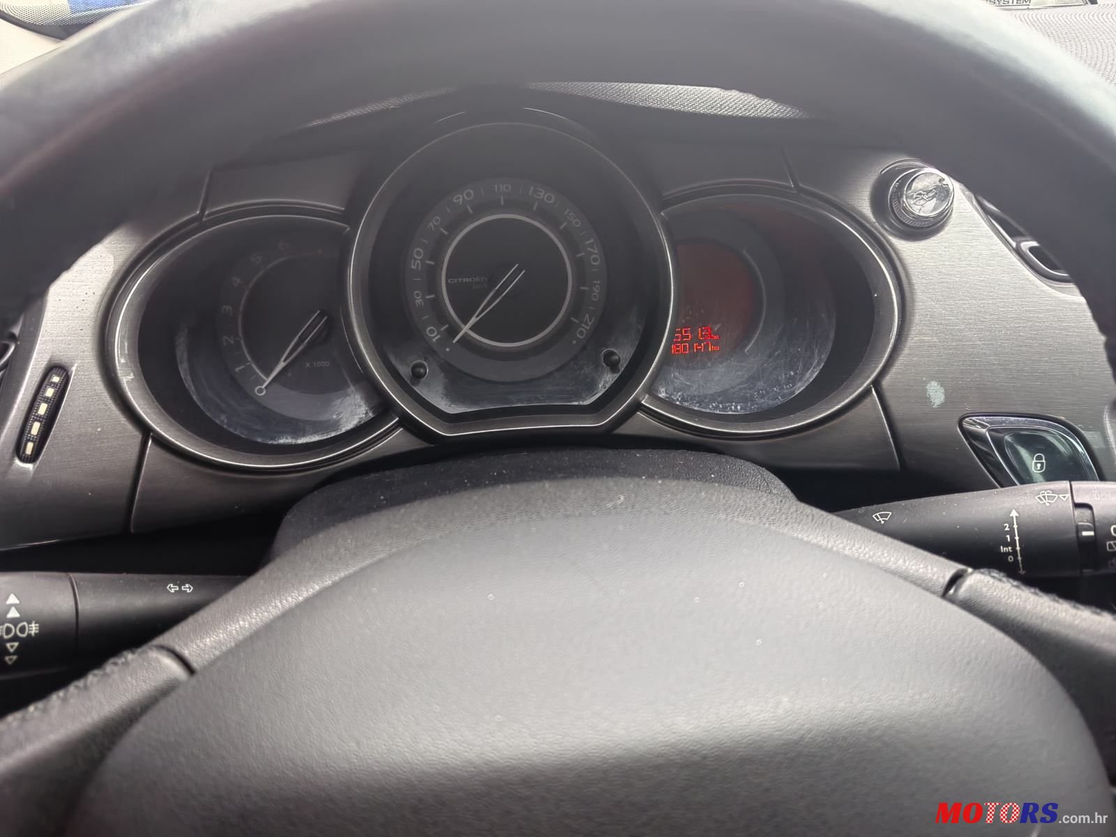 2010' Citroen C3 1,4 Vti photo #3