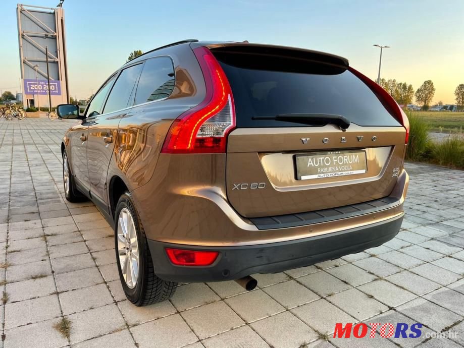 2009' Volvo XC60 Awd 2,4 D photo #5