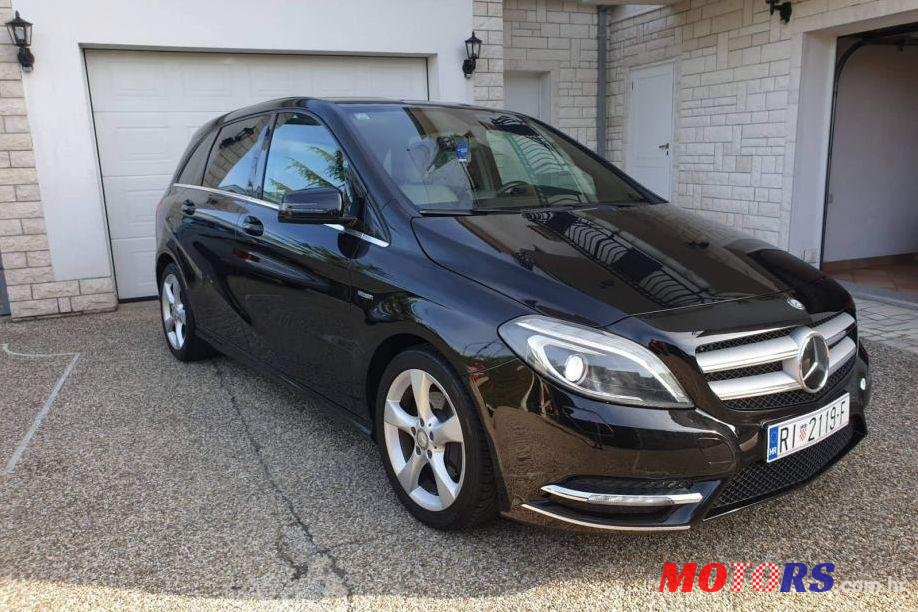 2012' Mercedes-Benz B-Klasa 180 Cdi photo #1