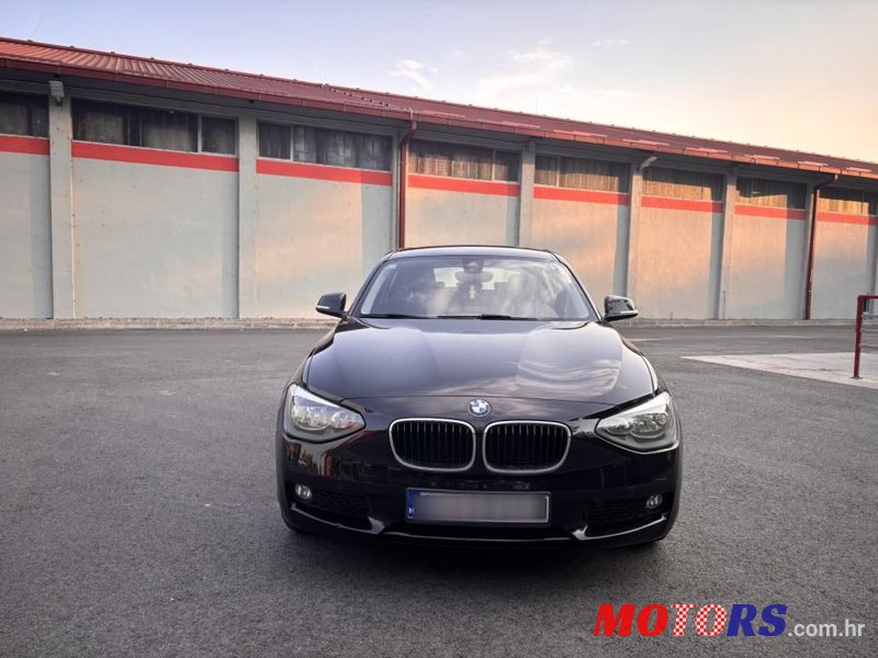 2014' BMW Serija 1 118D photo #6