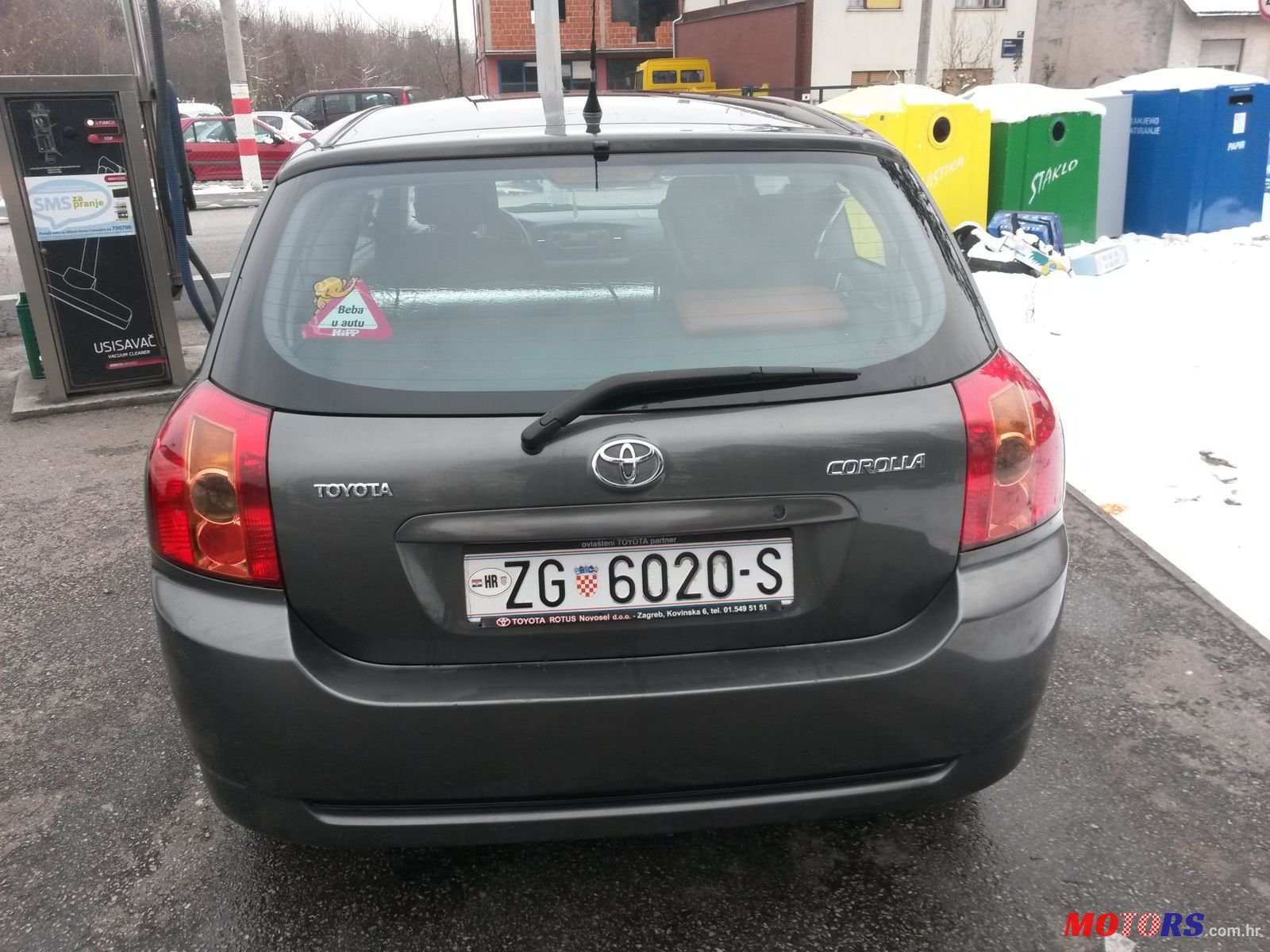 2005' Toyota Corolla photo #2