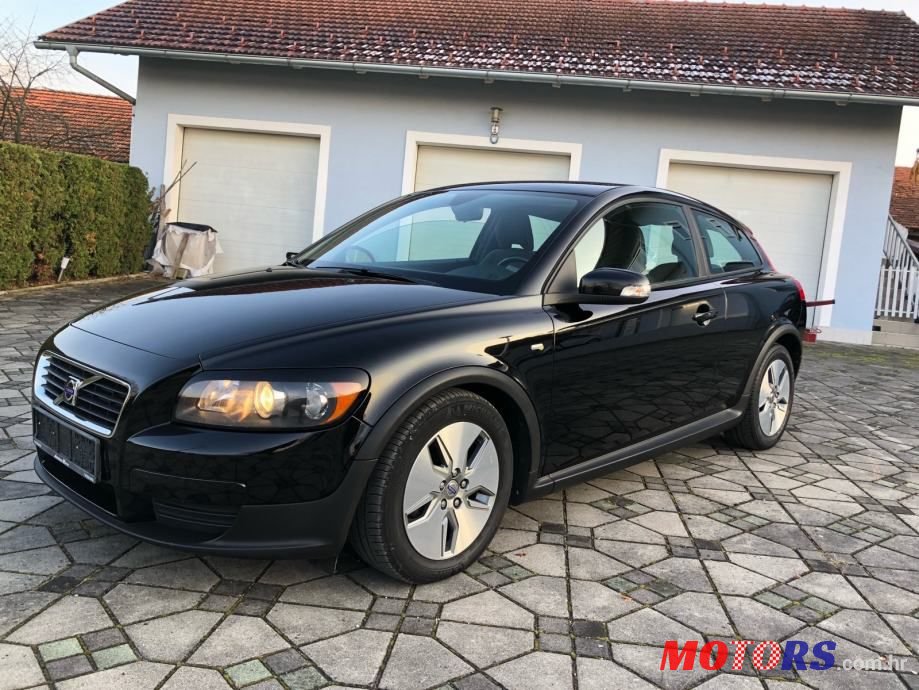 2009' Volvo C30 1,6 D photo #1