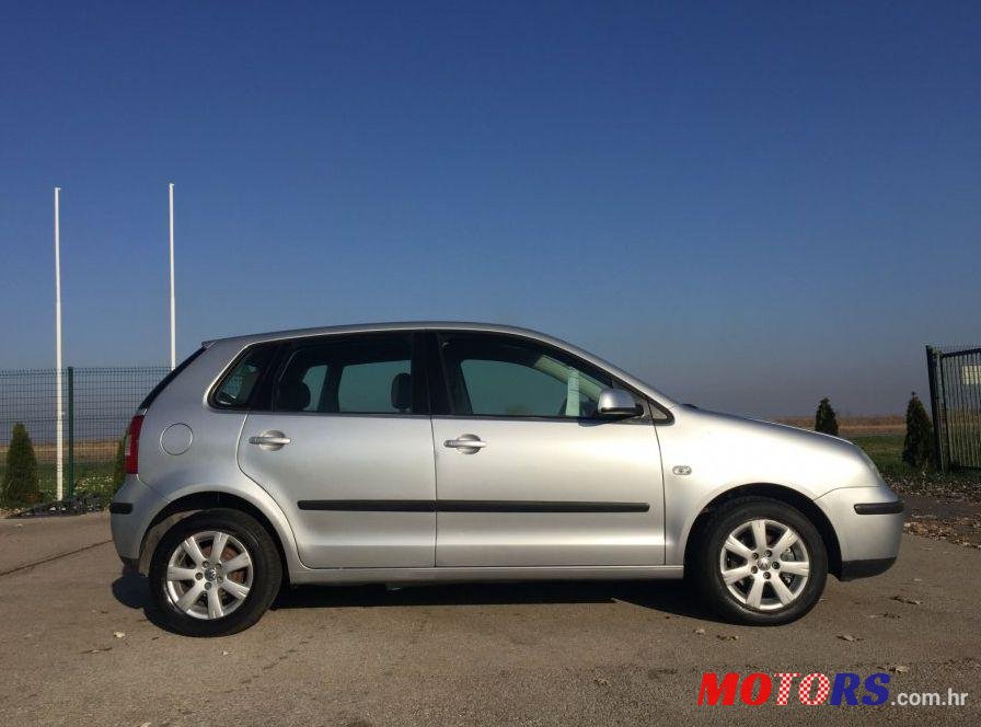 2002' Volkswagen Polo 1,2 photo #2