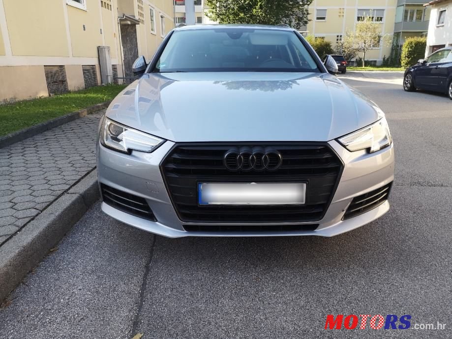 2017' Audi A4 Avant photo #1