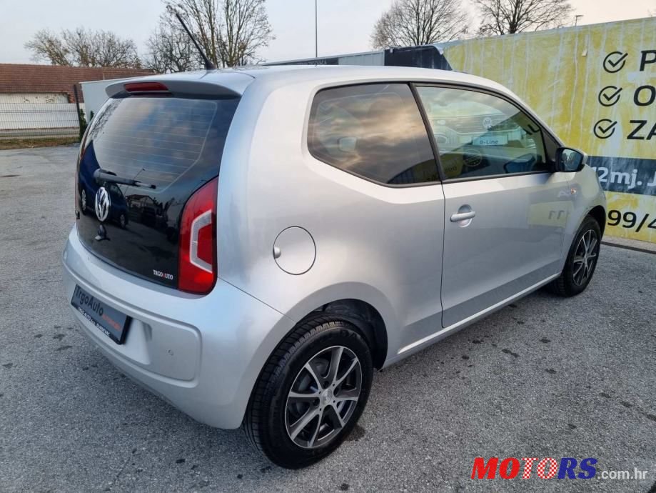 2015' Volkswagen Up! 1,0 Up! photo #3
