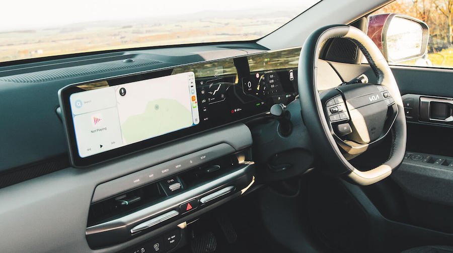 Kia Refuses To Kill Buttons: 'There Are Certain Functions You Need'