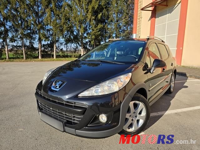 2012' Peugeot 207 Sw photo #1