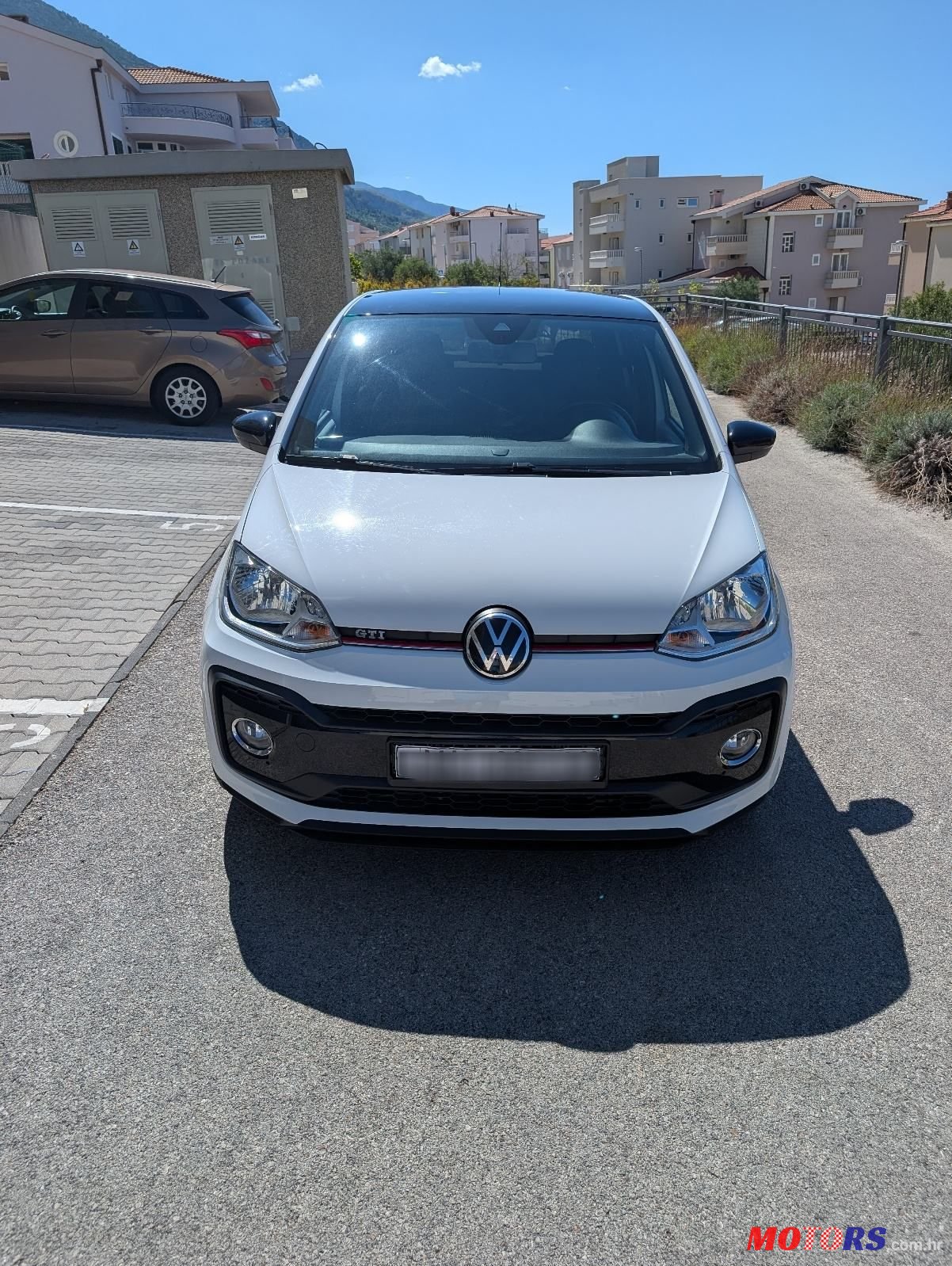 2021' Volkswagen Up! Gti photo #2