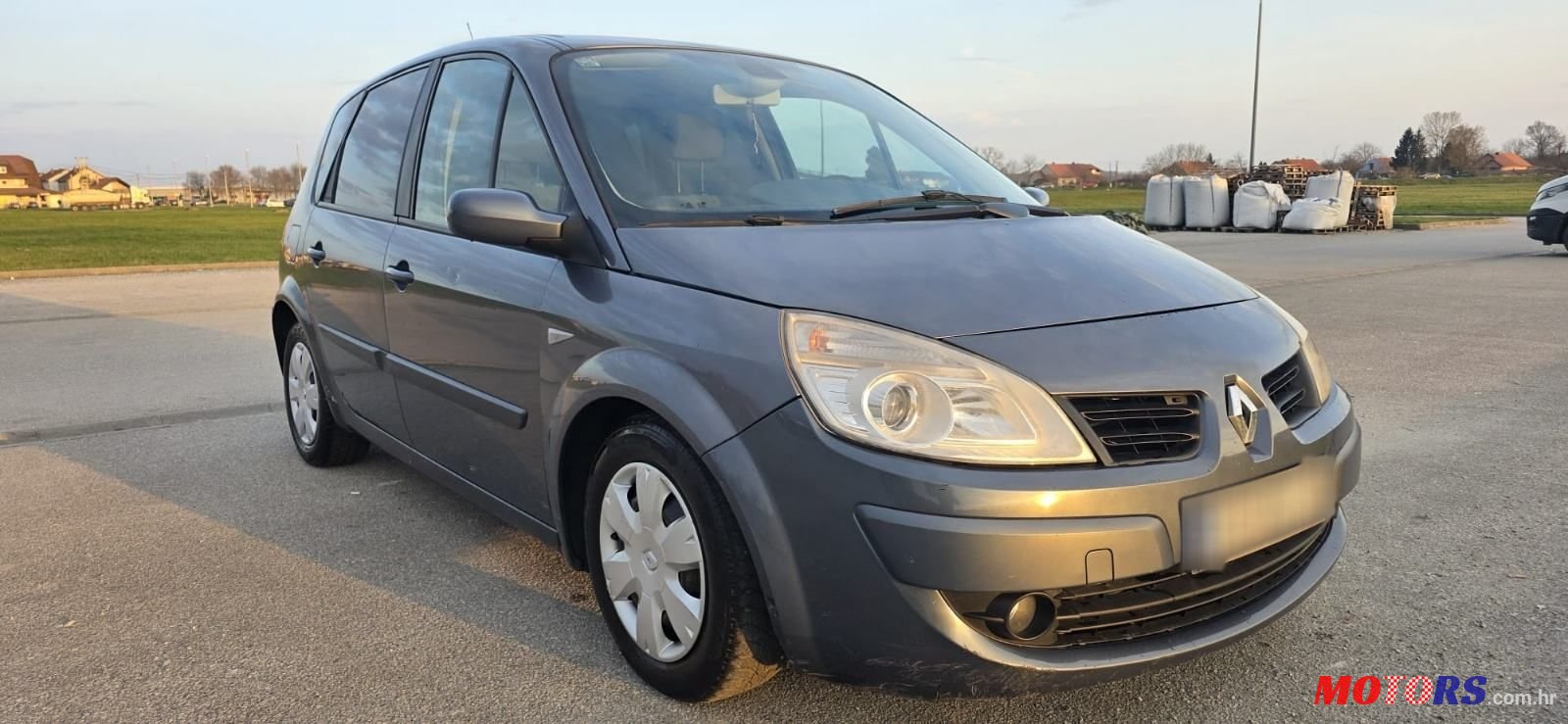 2008' Renault Scenic 1,5 Dci photo #2