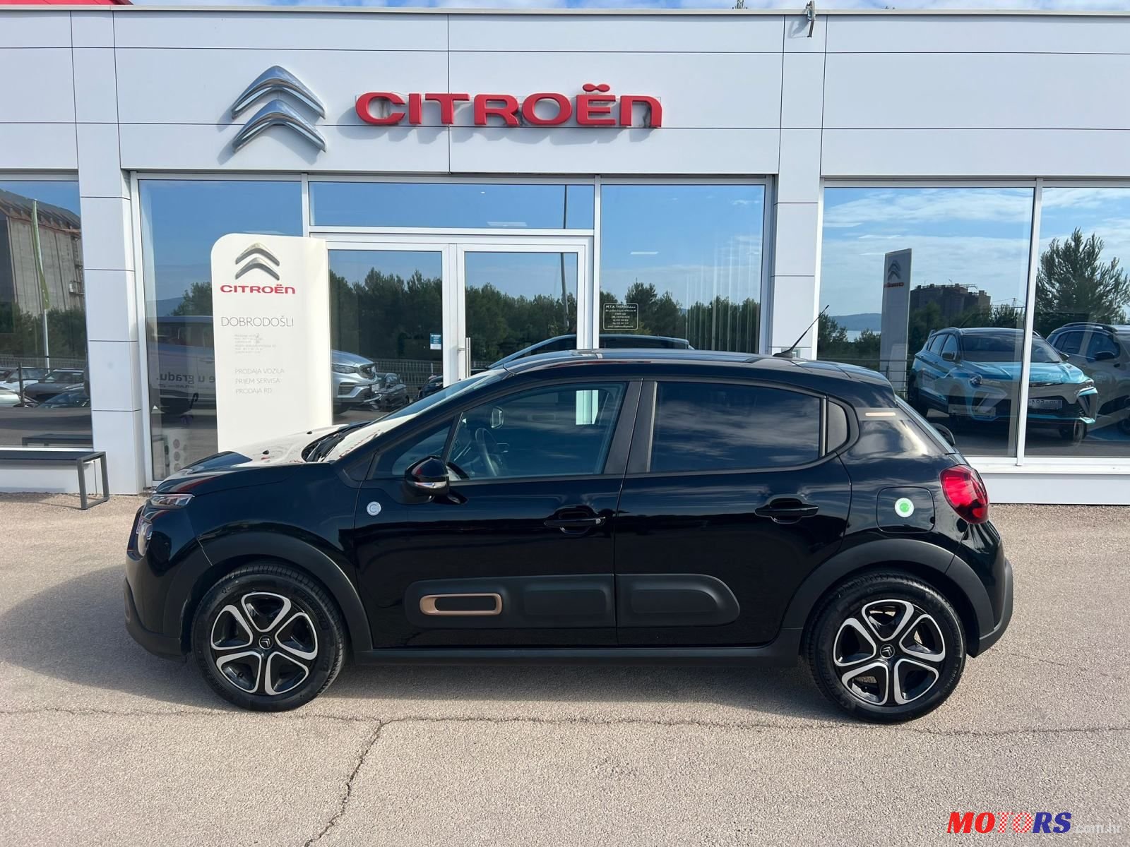 2023' Citroen C3 1,2 Puretech photo #2