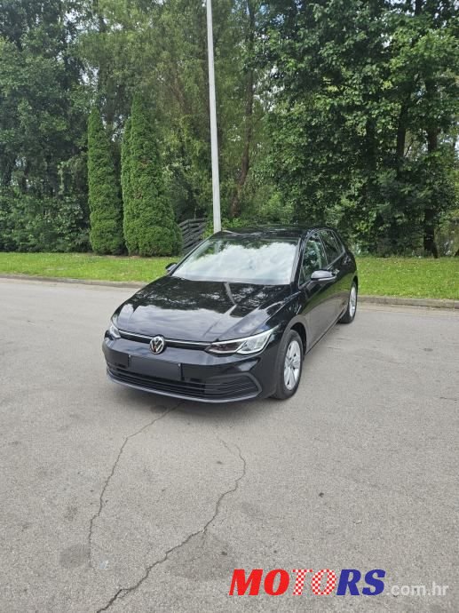 2021' Volkswagen Golf VIII 1,0 Tsi photo #2