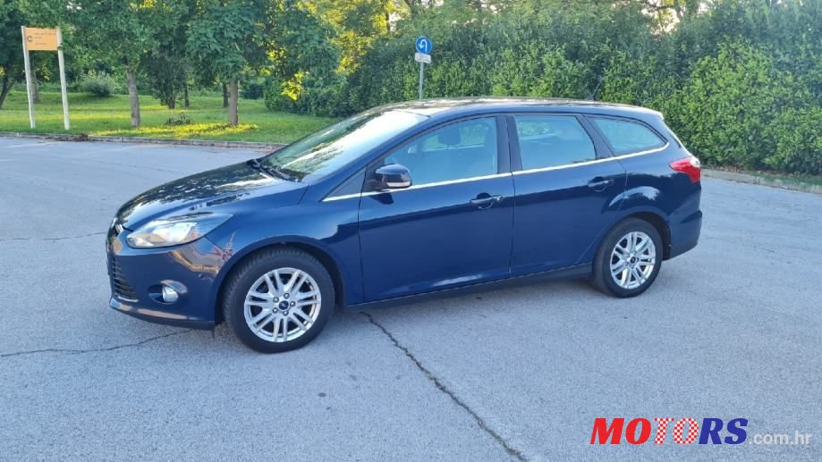 2013' Ford Focus Karavan photo #3