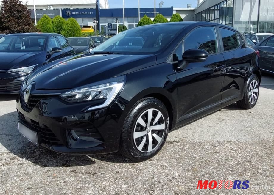 2023' Renault Clio Equilibre photo #1