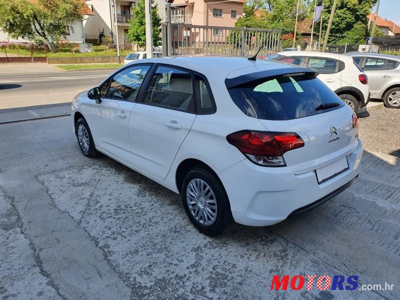 2015' Citroen C4 photo #4